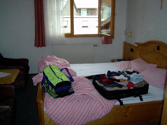 20040612_080439